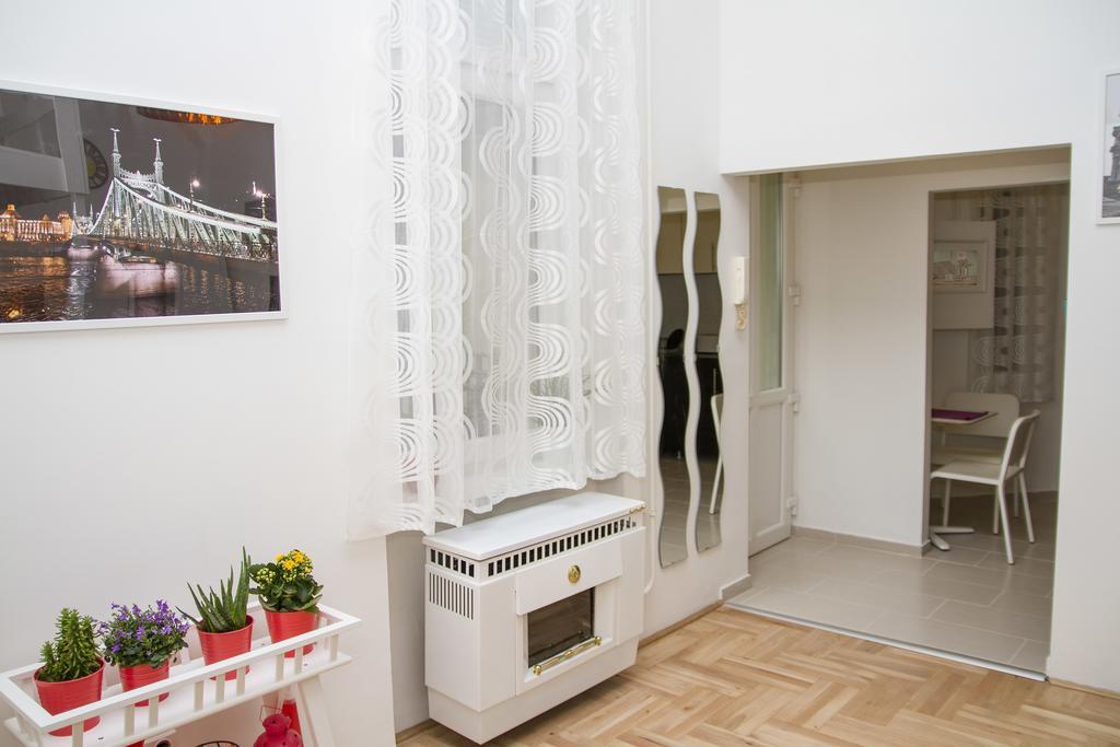 Lovag Apartman Budapest Exteriör bild