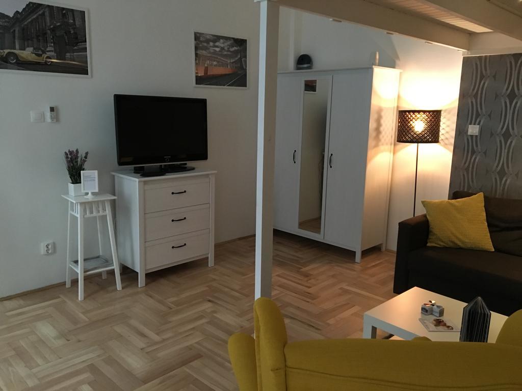 Lovag Apartman Budapest Exteriör bild