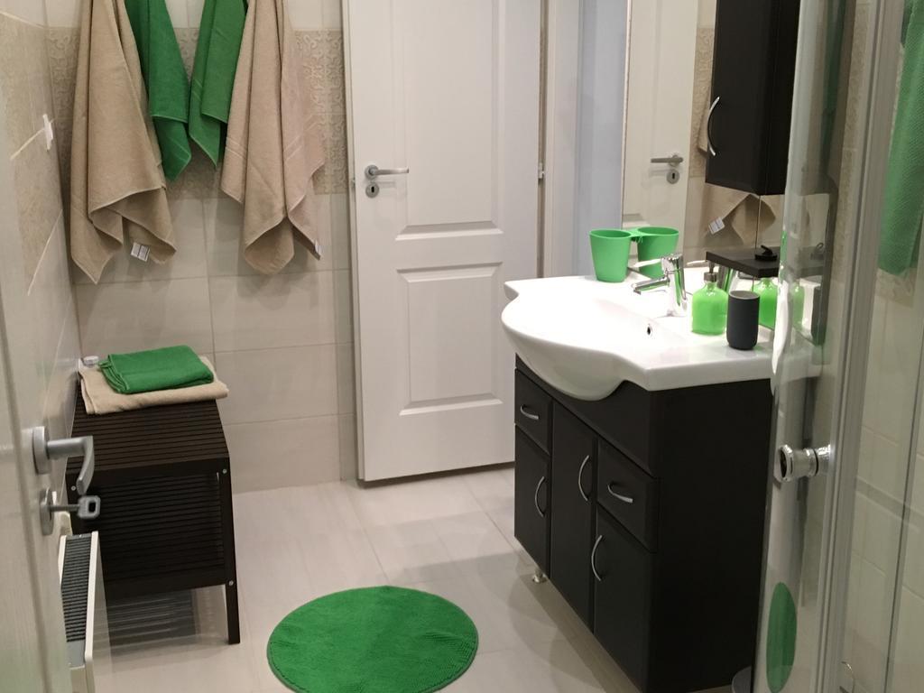 Lovag Apartman Budapest Exteriör bild